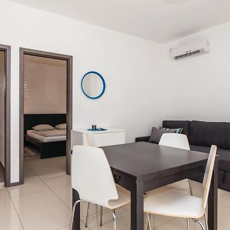 Nice Apartment In Mandre With Wifi Eksteriør bilde